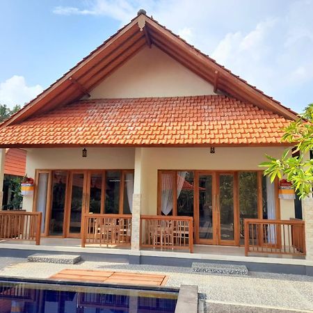 Sindhu Mesari Bungalow Toyapakeh Екстер'єр фото